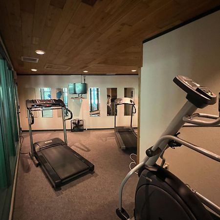 Whitetail Lodge Saint Germain Экстерьер фото